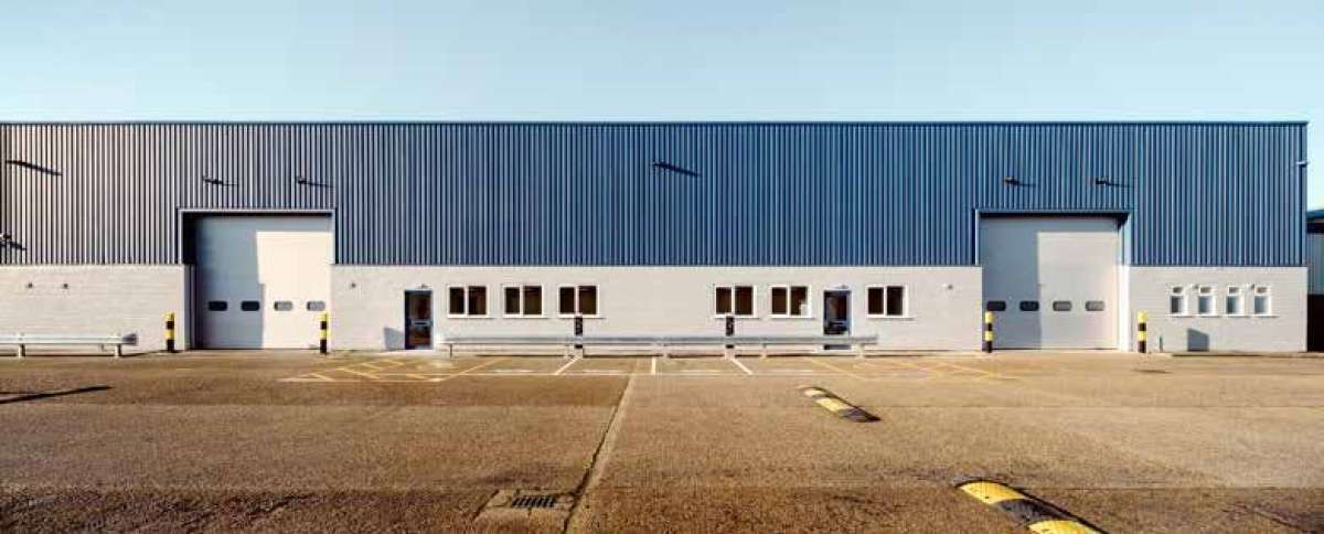 Industrial Unit in Crawley - photo 4