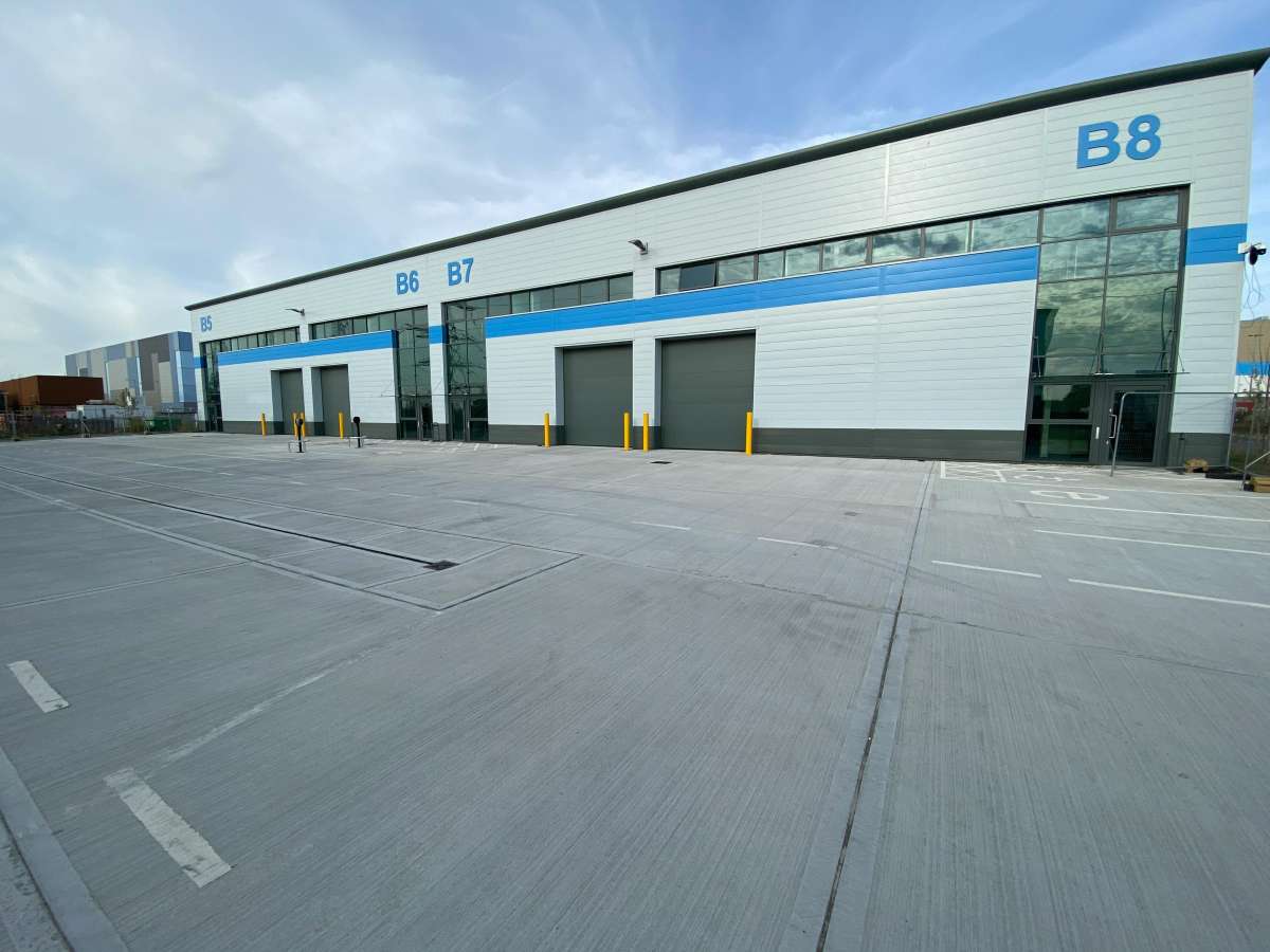 Industrial Unit in Dartford - photo 3