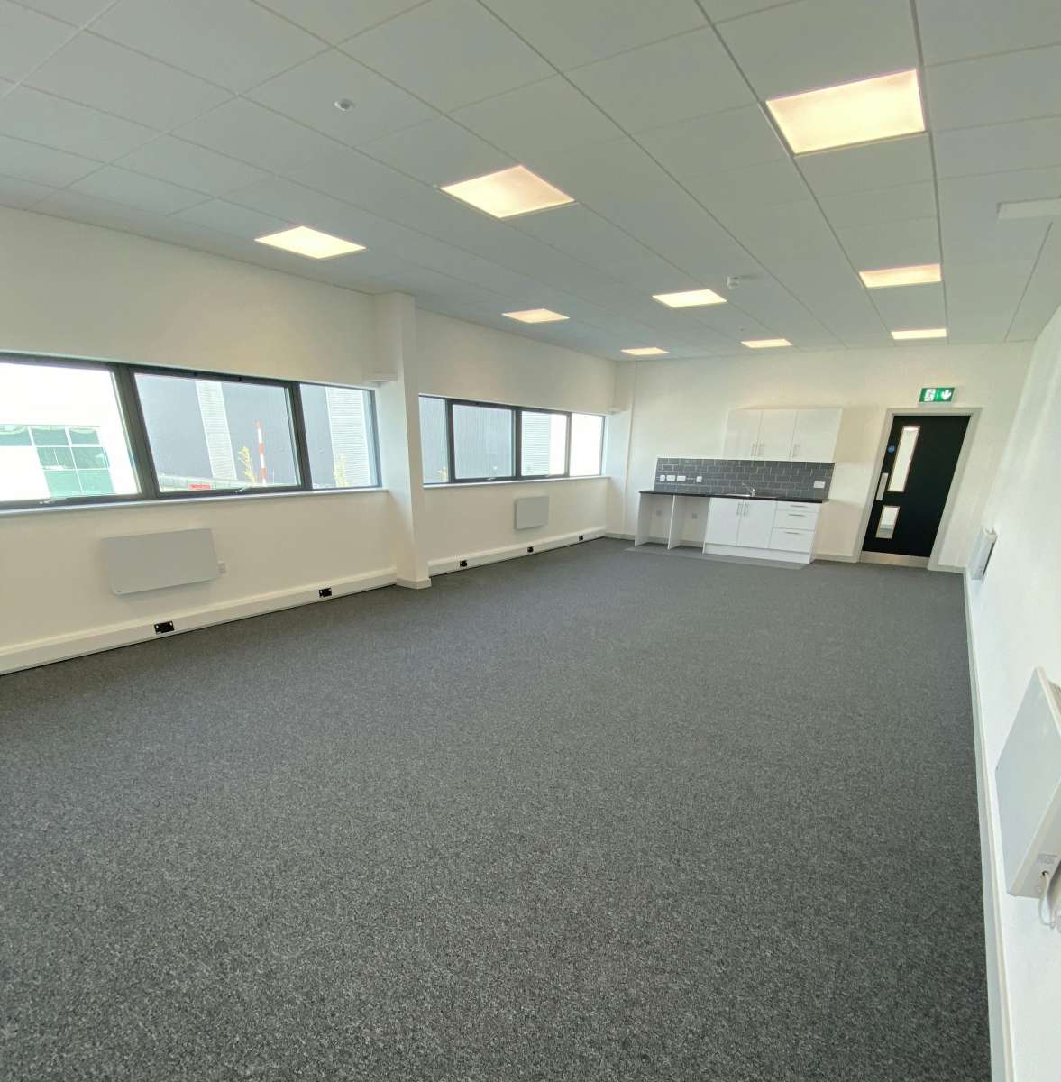 Industrial Unit in Dartford - photo 4