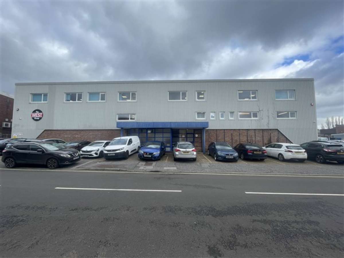 Industrial Unit To Let, Waterlooville