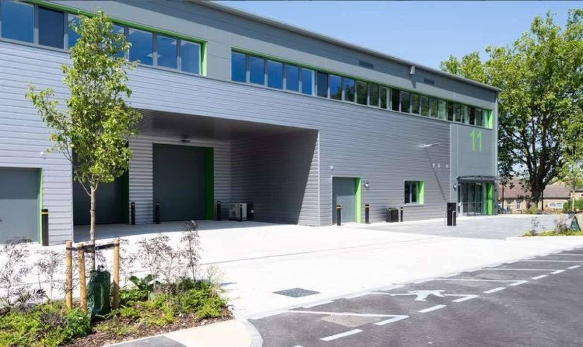 Industrial Unit To Let, Dagenham