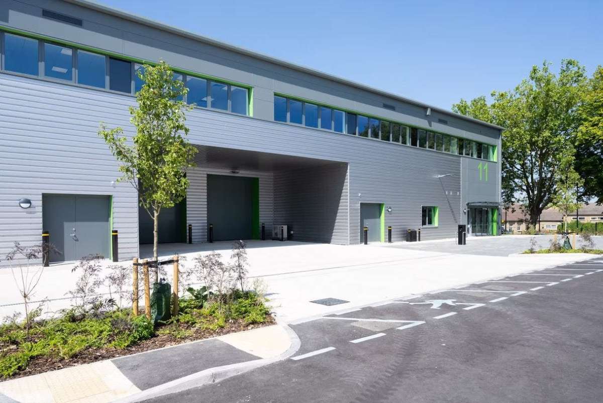 Industrial Unit To Let, Dagenham
