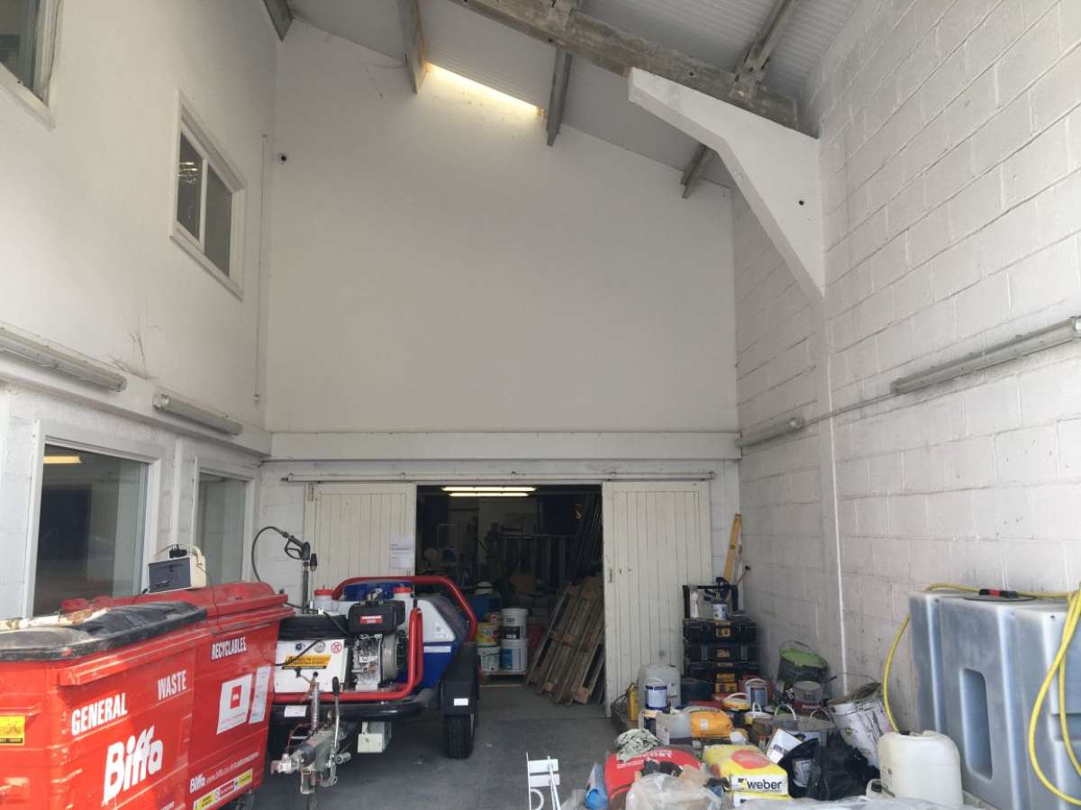 Industrial Unit in Plymouth - photo 2