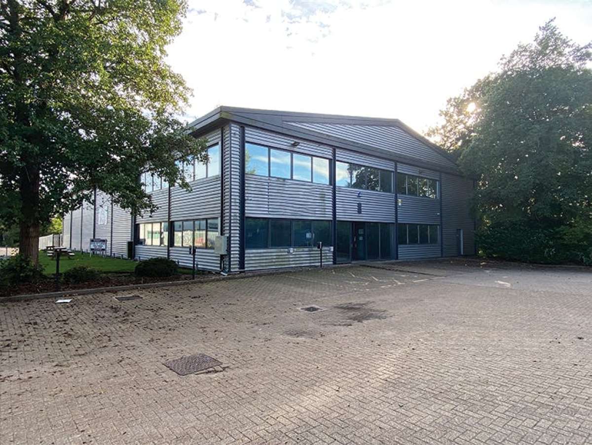 Industrial Unit in Sevenoaks - photo 2