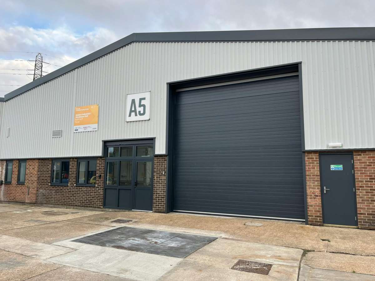 Industrial Unit To Let, Larkfield