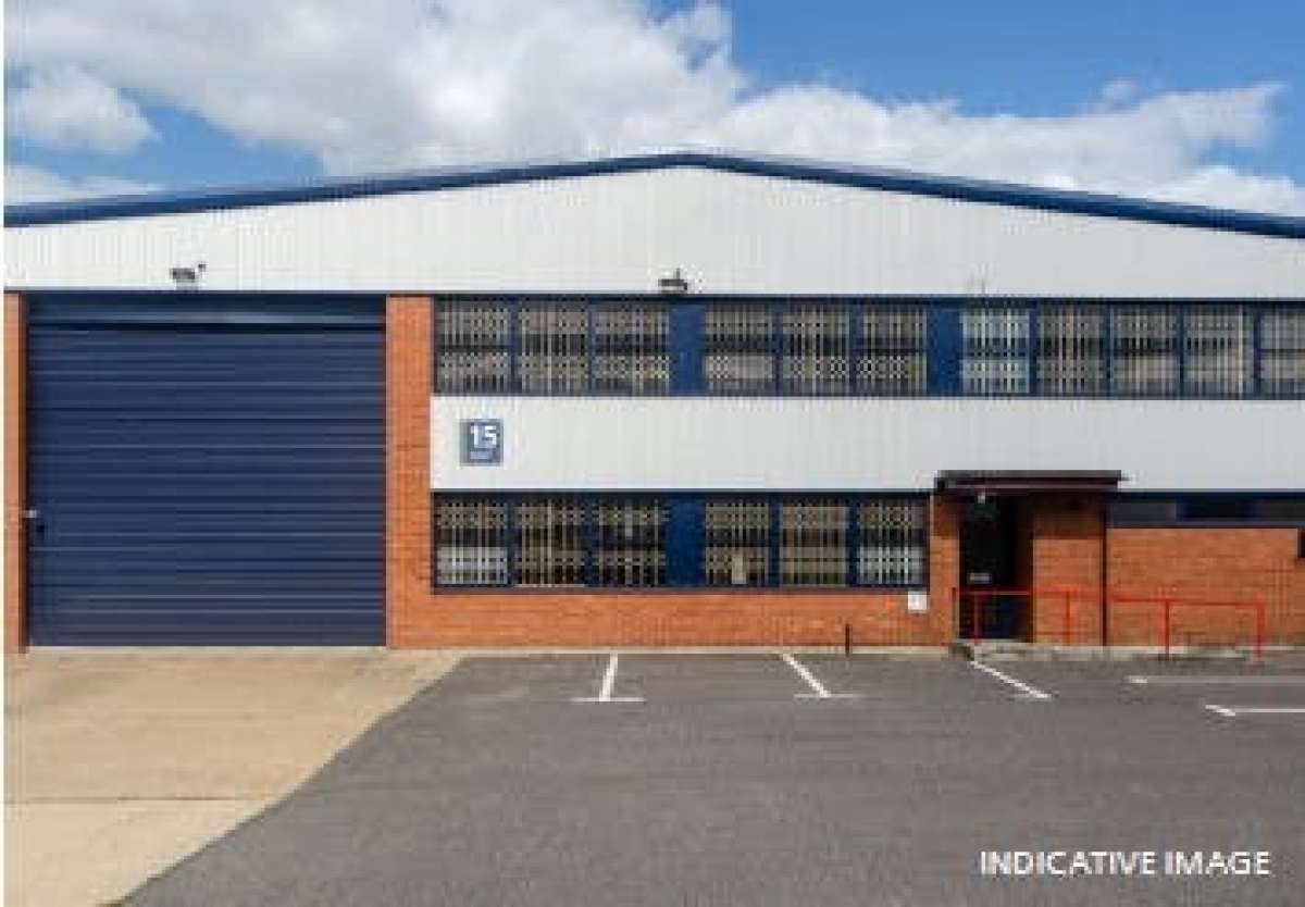 Industrial Unit in Woodford Green - photo 2