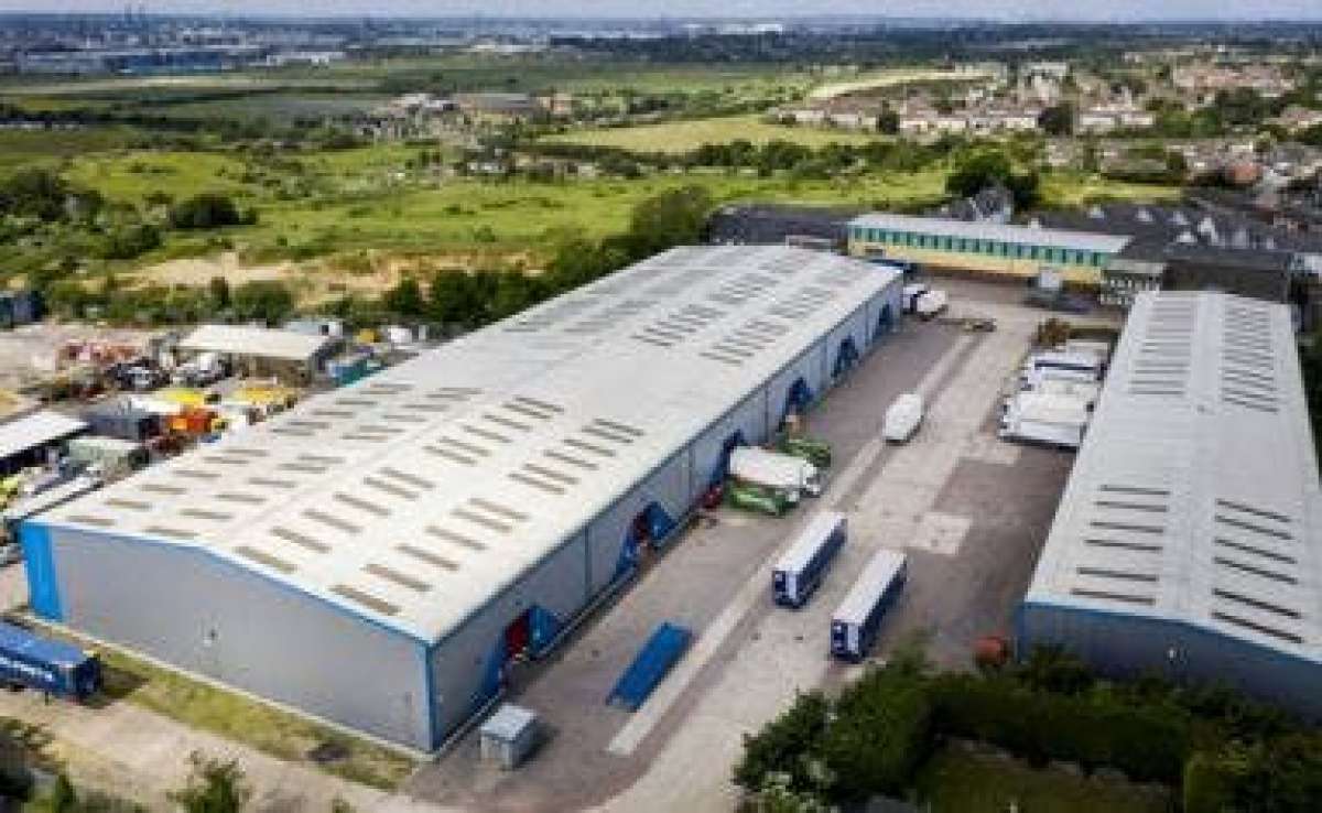 Industrial Unit To Let, Chadwell St Mary