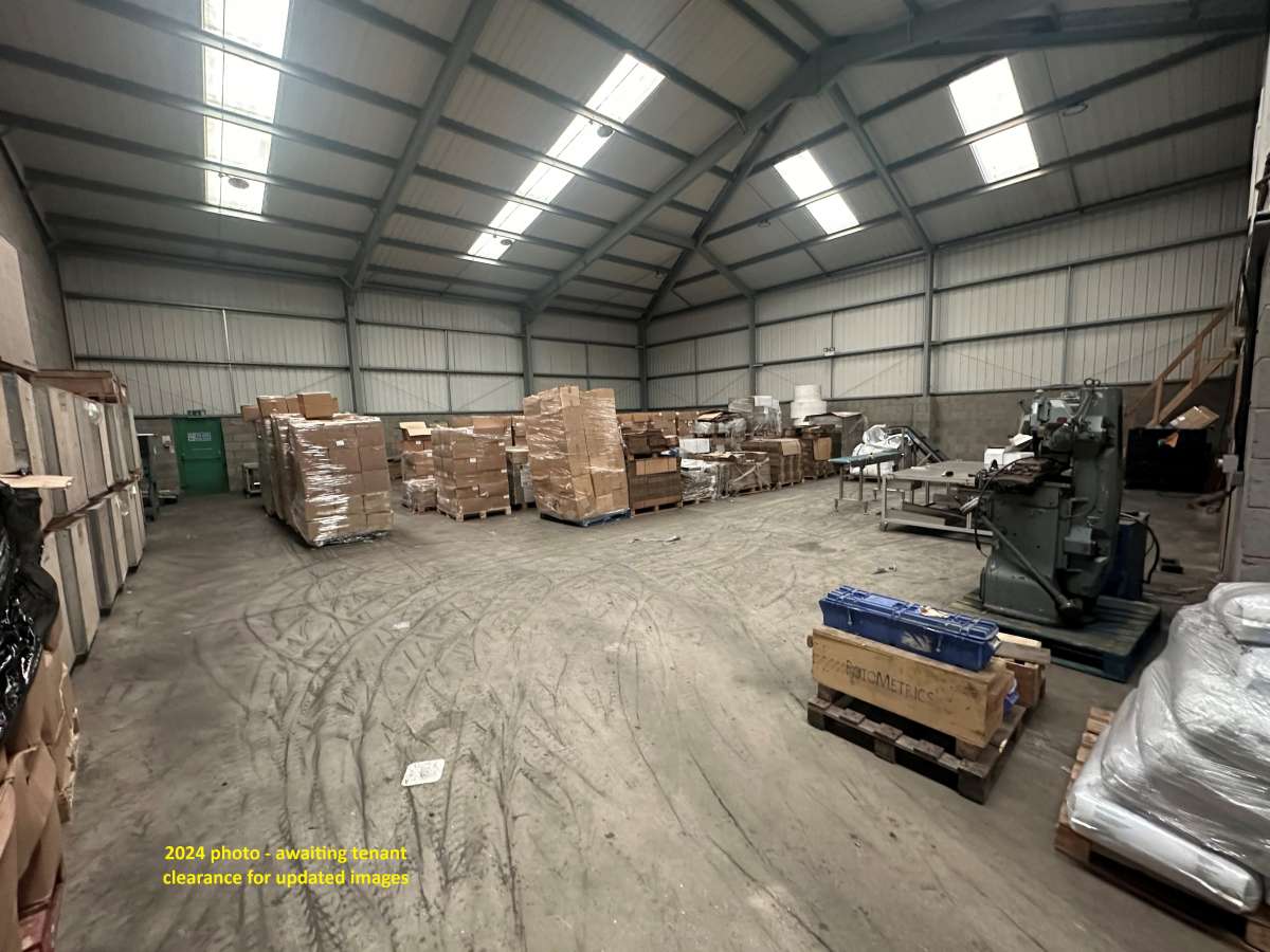 Industrial Unit in Leicester - photo 2