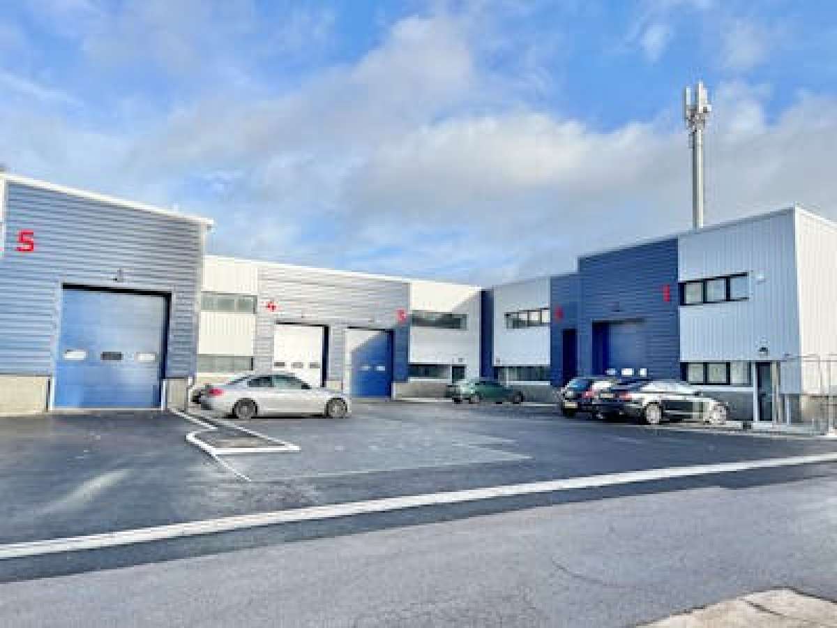 Industrial Unit in Romsey - photo 3