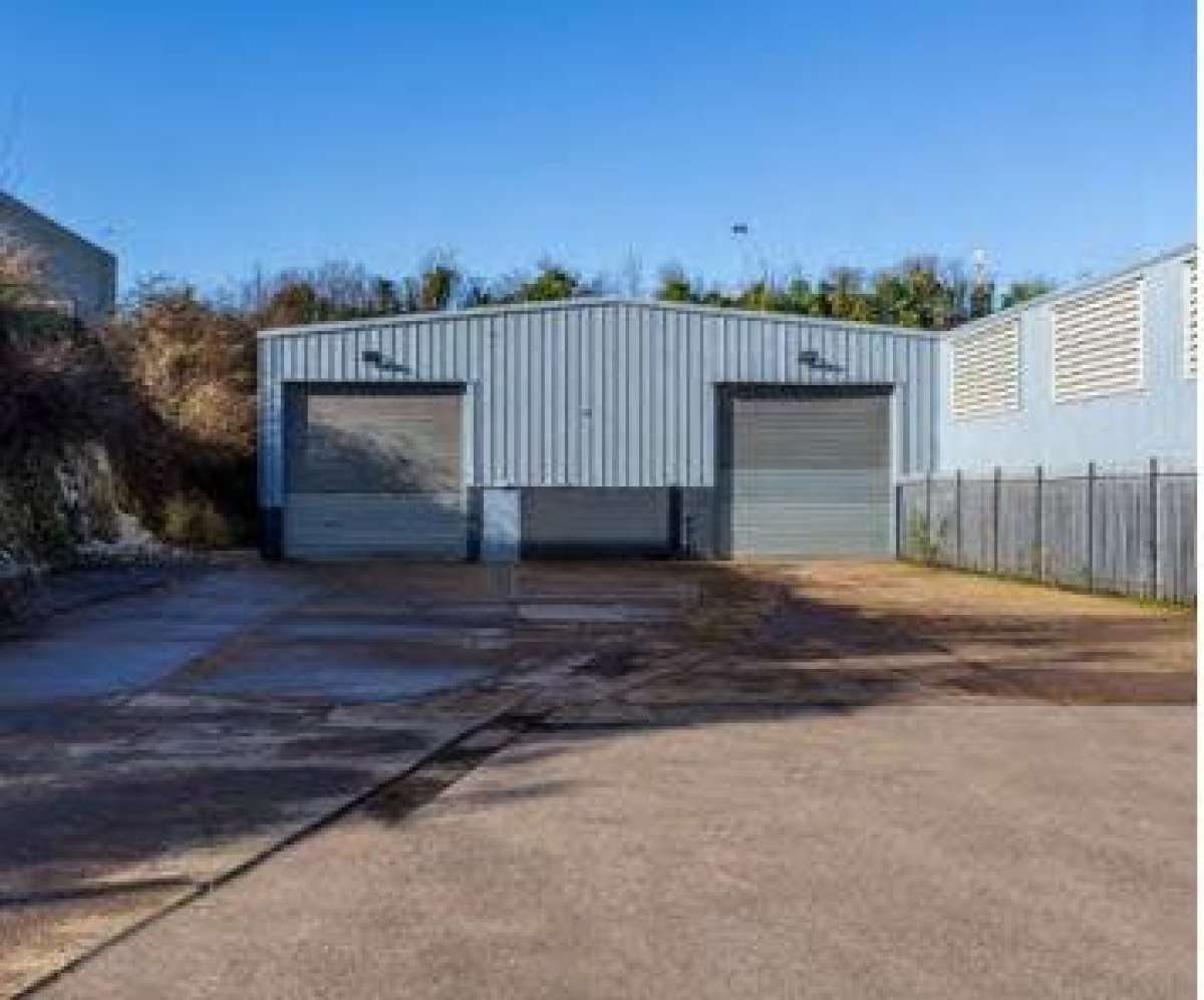 Industrial Unit To Let, Grays