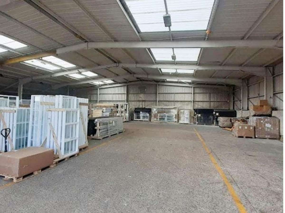 Industrial Unit in Grays - photo 2