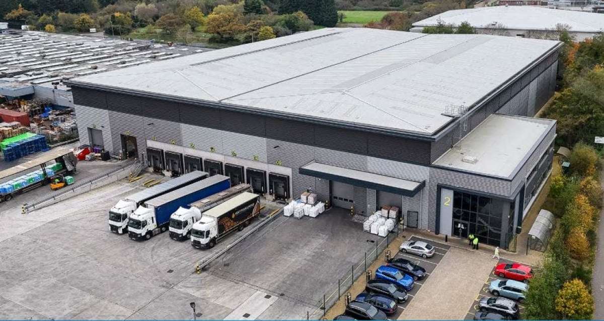Industrial Unit To Let, Basildon