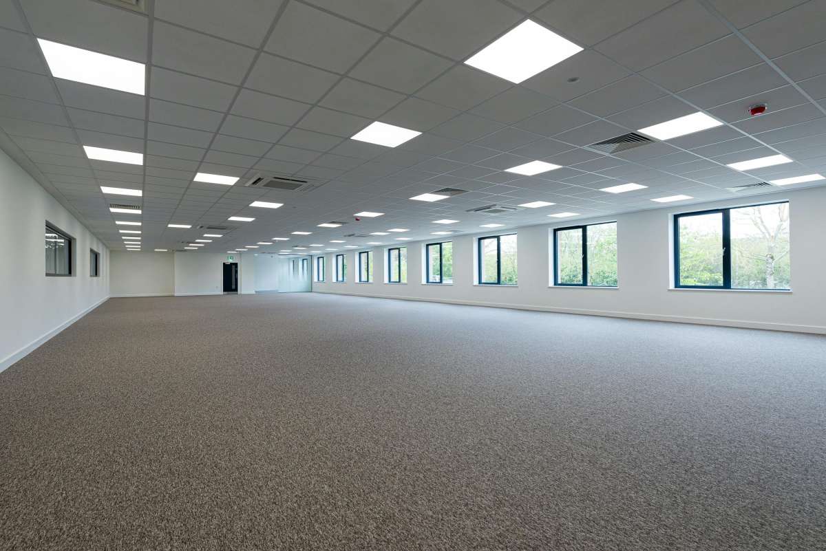 Industrial Unit in Chessington - photo 4