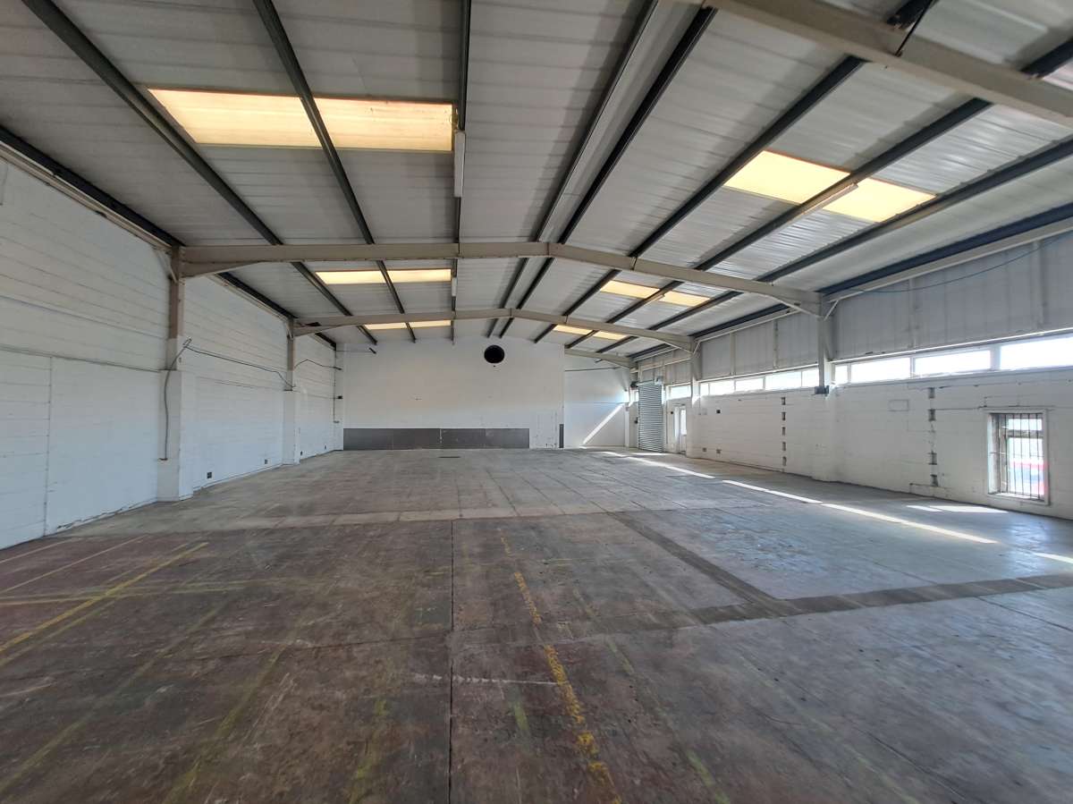 Industrial Unit in Roborough - photo 4