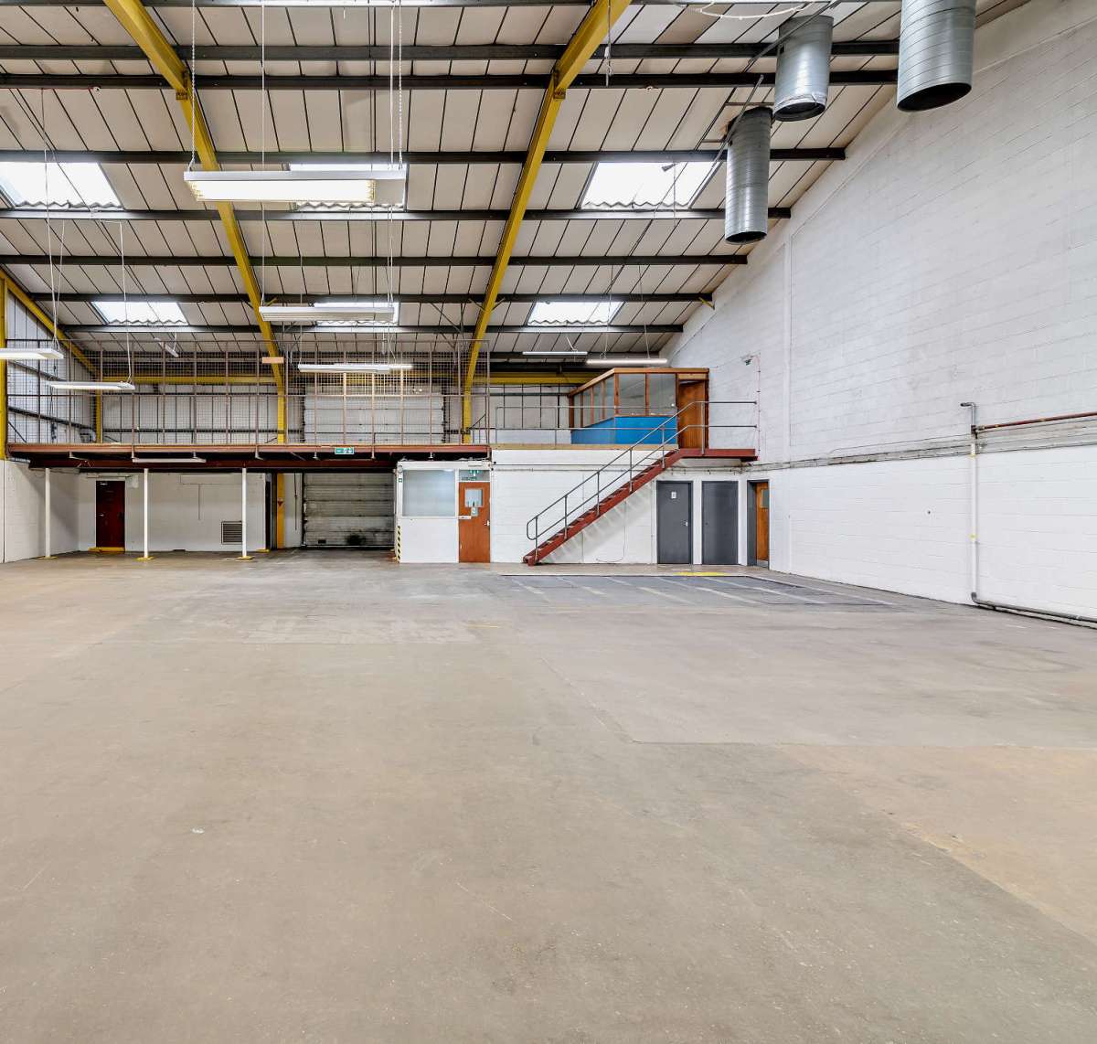 Industrial Unit in Bognor Regis - photo 2