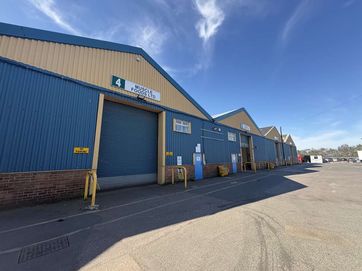 Industrial Unit To Let, West Bromwich
