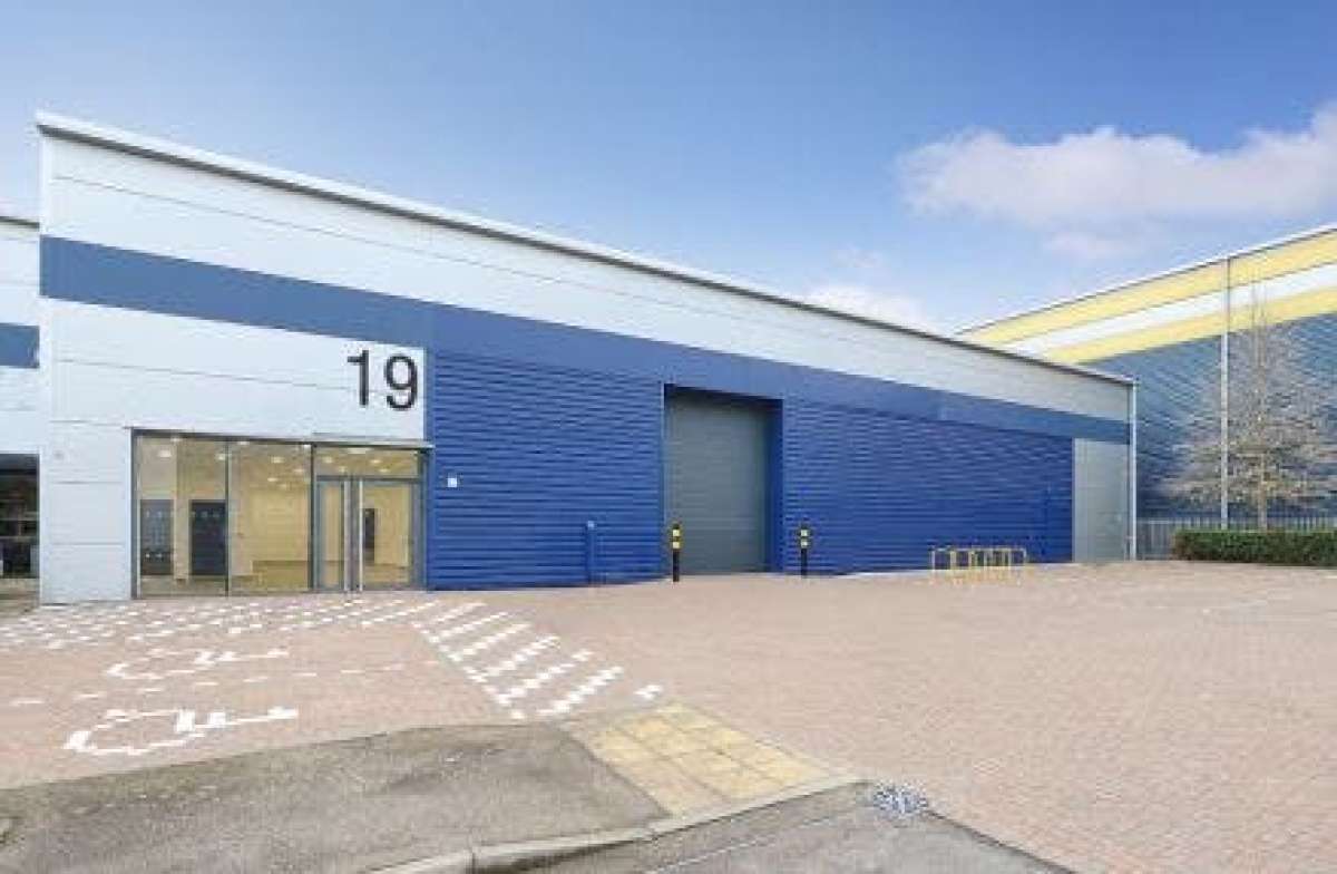 Industrial Unit To Let, Crayford