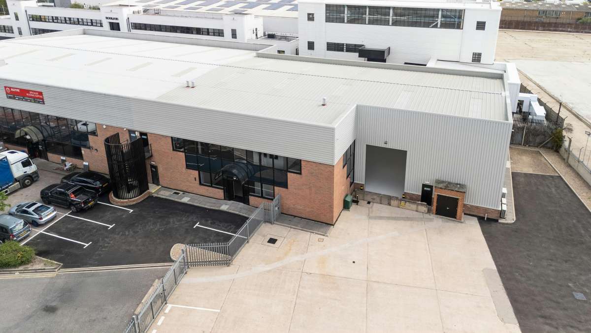 Industrial Unit To Let, Croydon