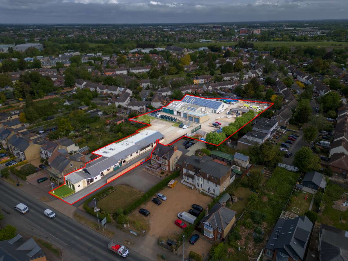 Industrial Unit in Cambridge - photo 2