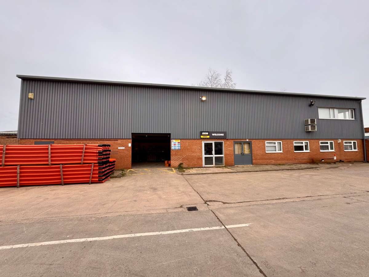 Industrial Unit in Loughborough - photo 3