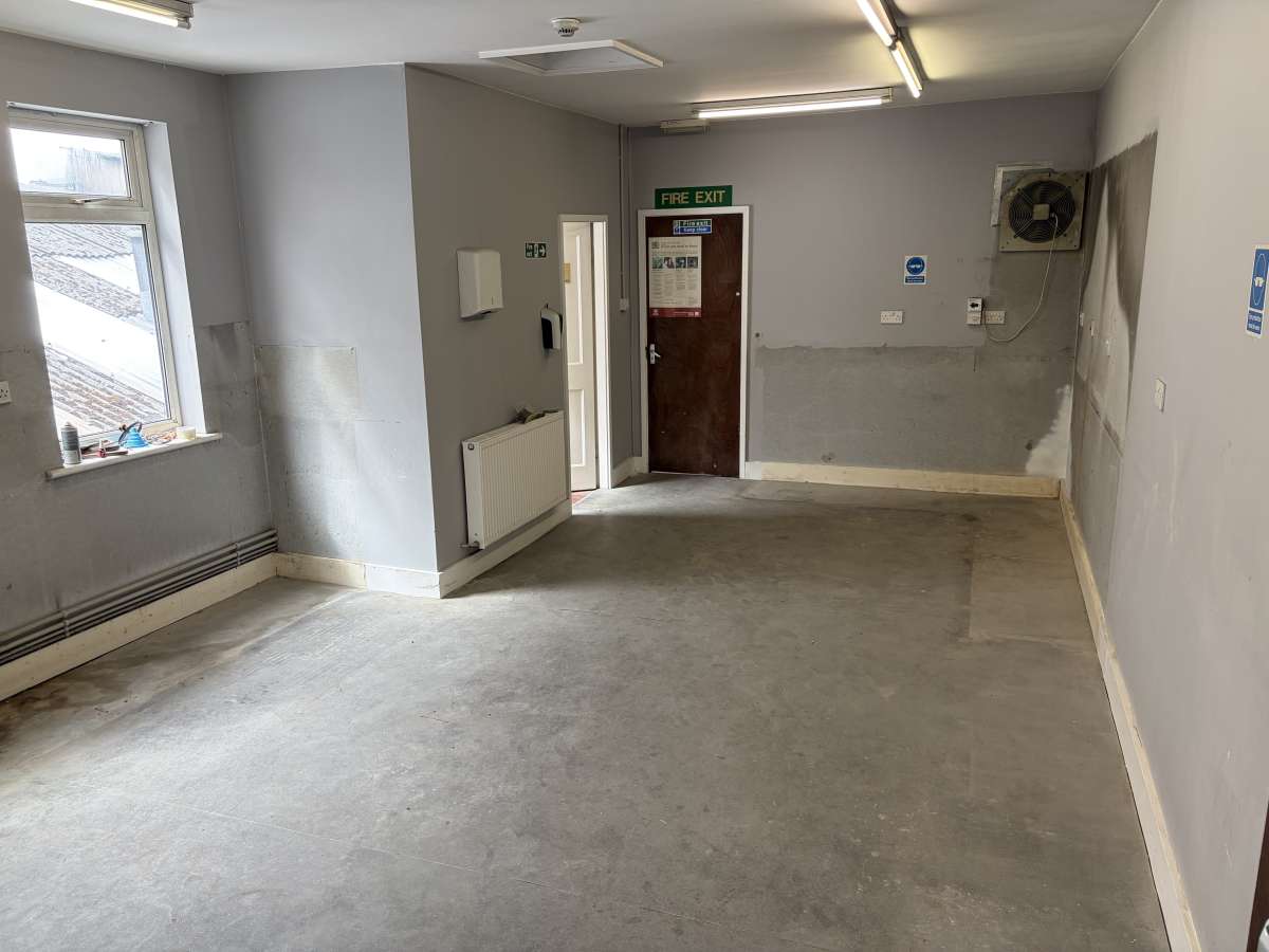 Industrial Unit in Leicester - photo 4