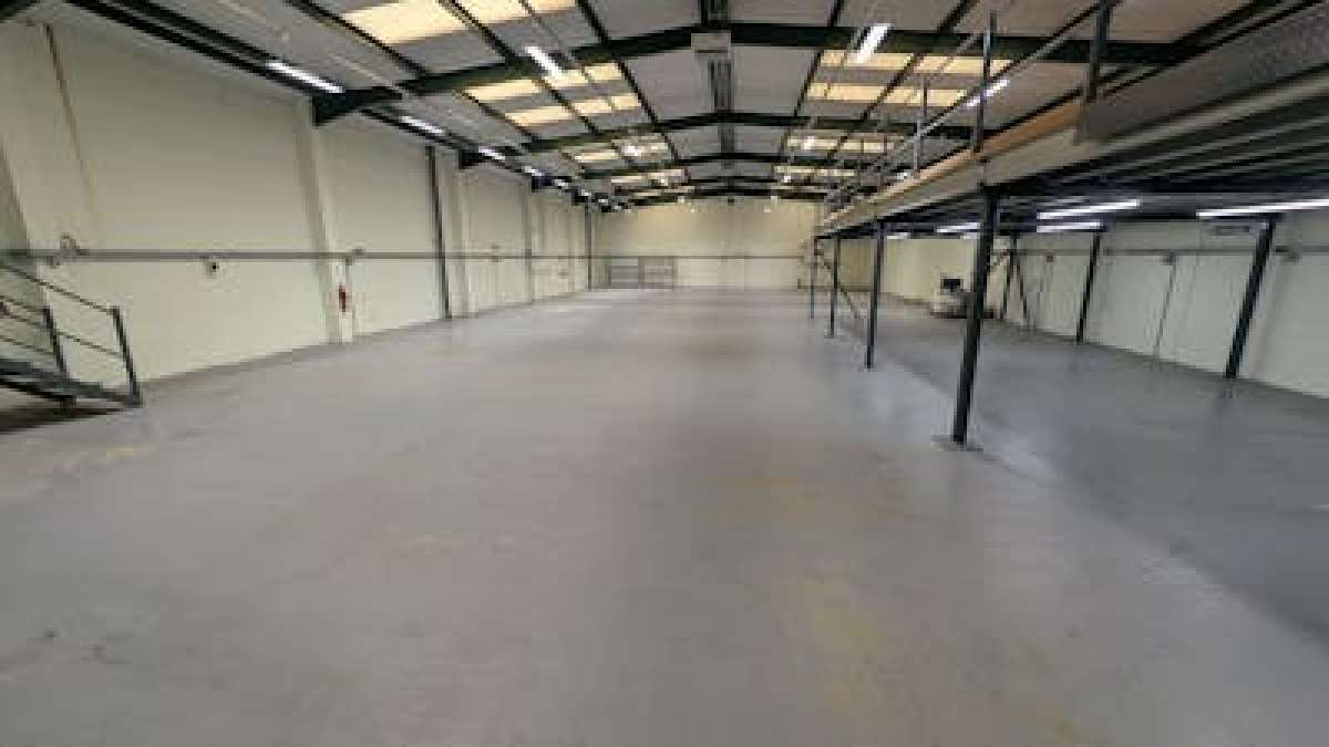 Industrial Unit in Southampton - photo 4