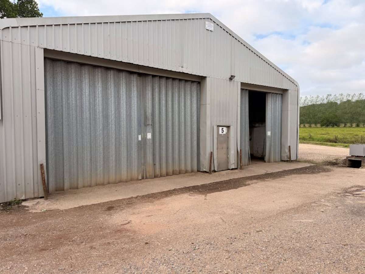 Industrial Unit To Let, Bordon