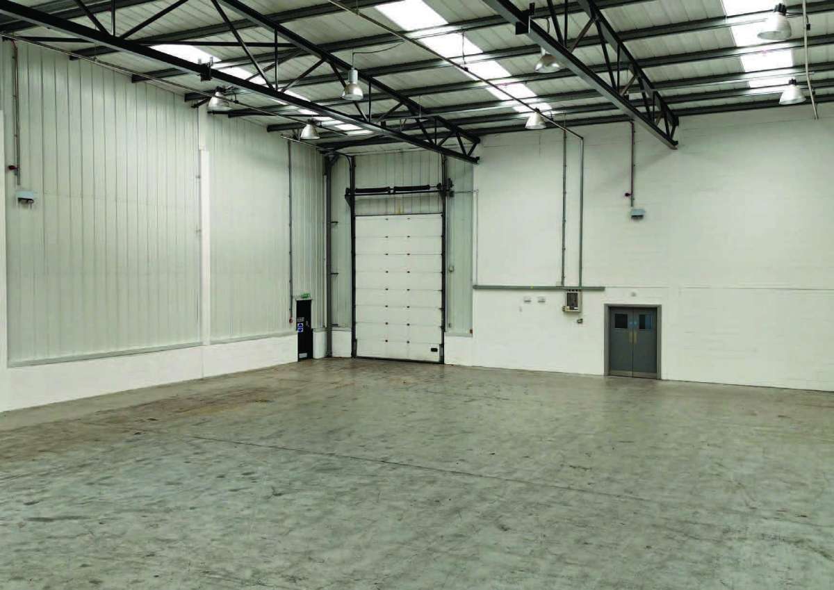 Industrial Unit in Croydon - photo 3