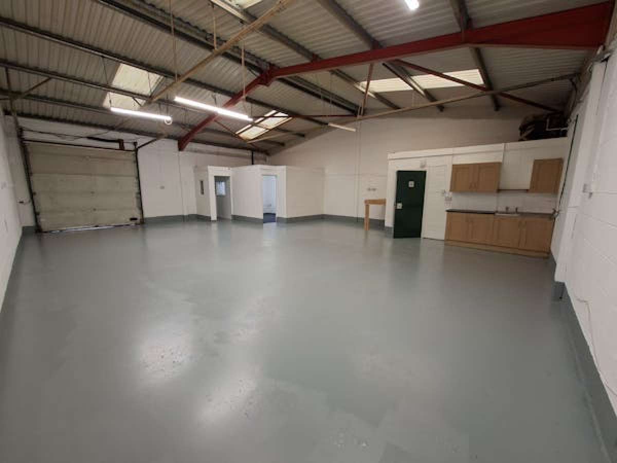Industrial Unit in Doncaster - photo 4