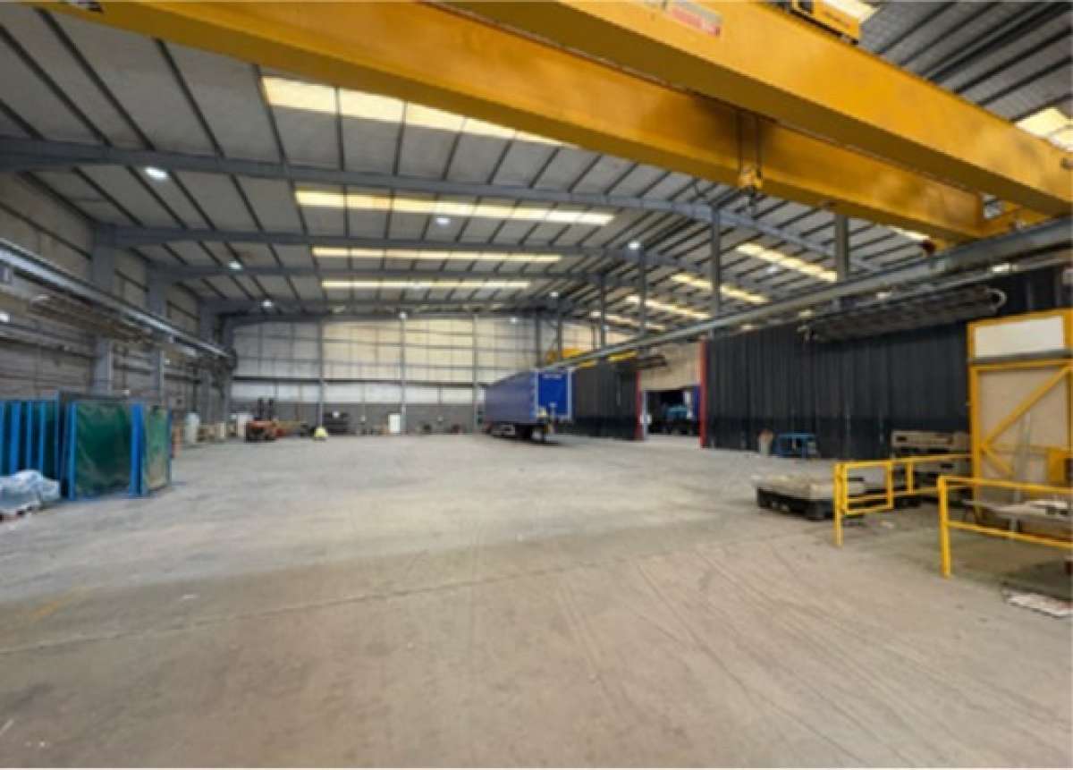 Industrial Unit in Burton On Trent - photo 3