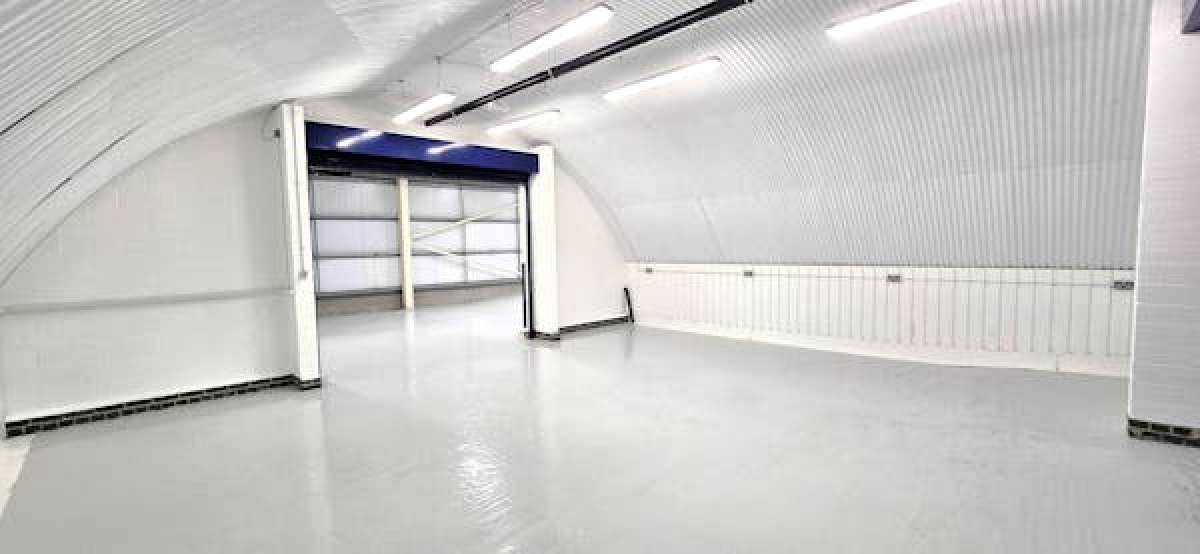 Industrial Unit in London