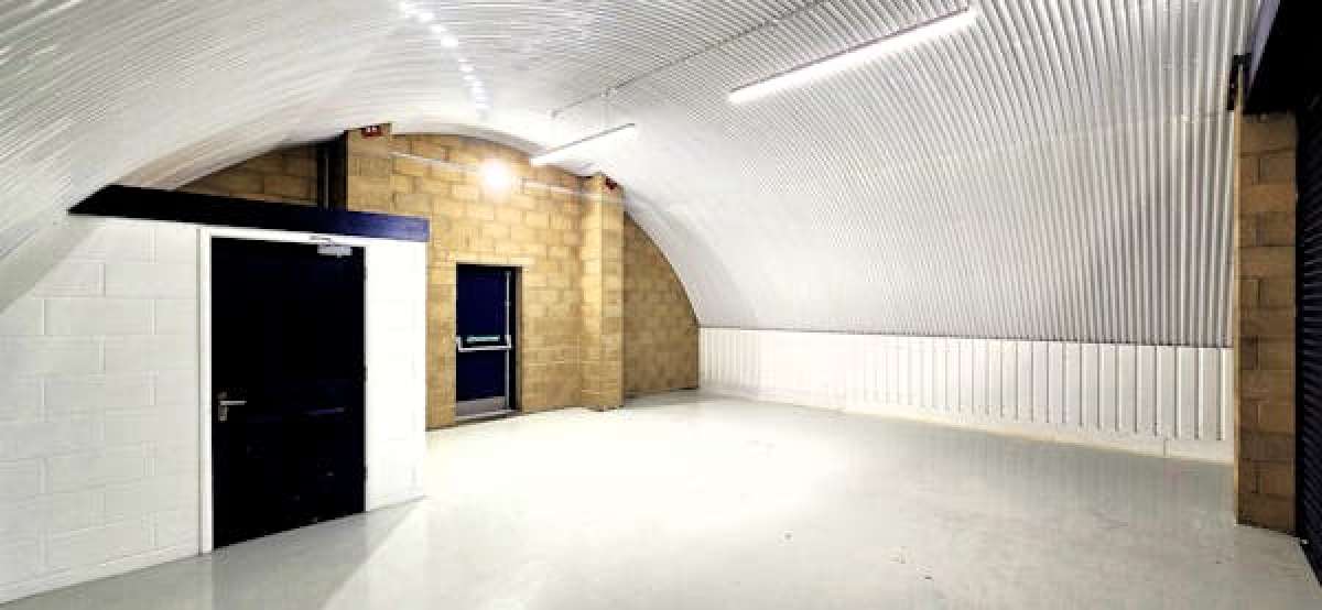 Industrial Unit in London