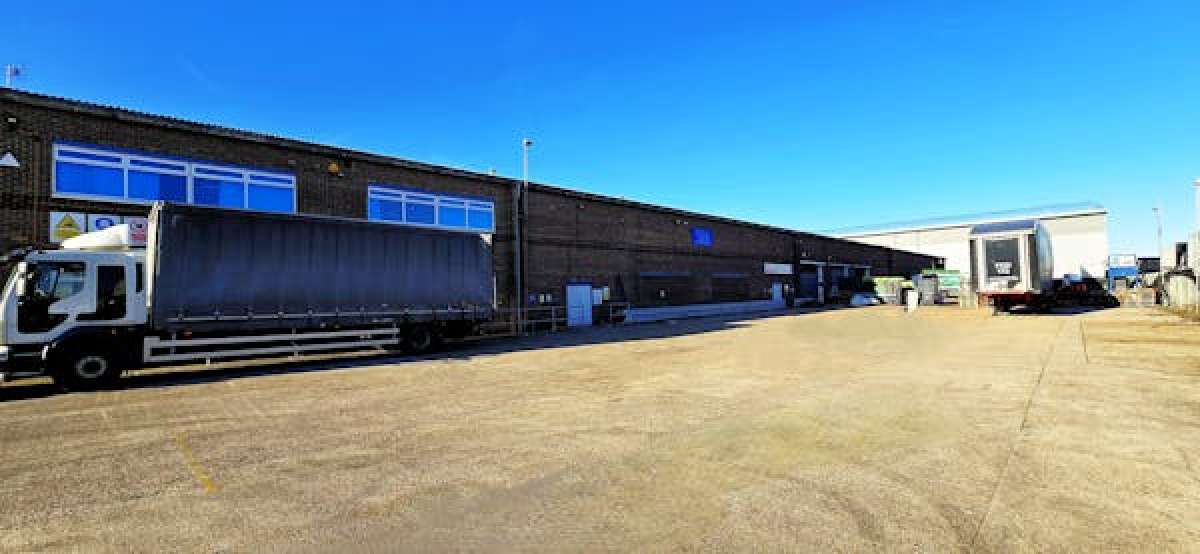 Industrial Unit in Lancing - photo 2