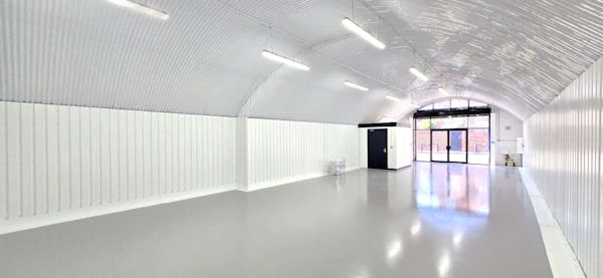 Industrial Unit in London - photo 3