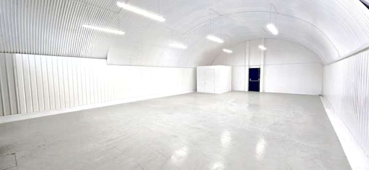 Industrial Unit in London