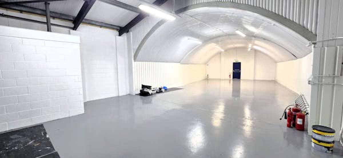 Industrial Unit in London