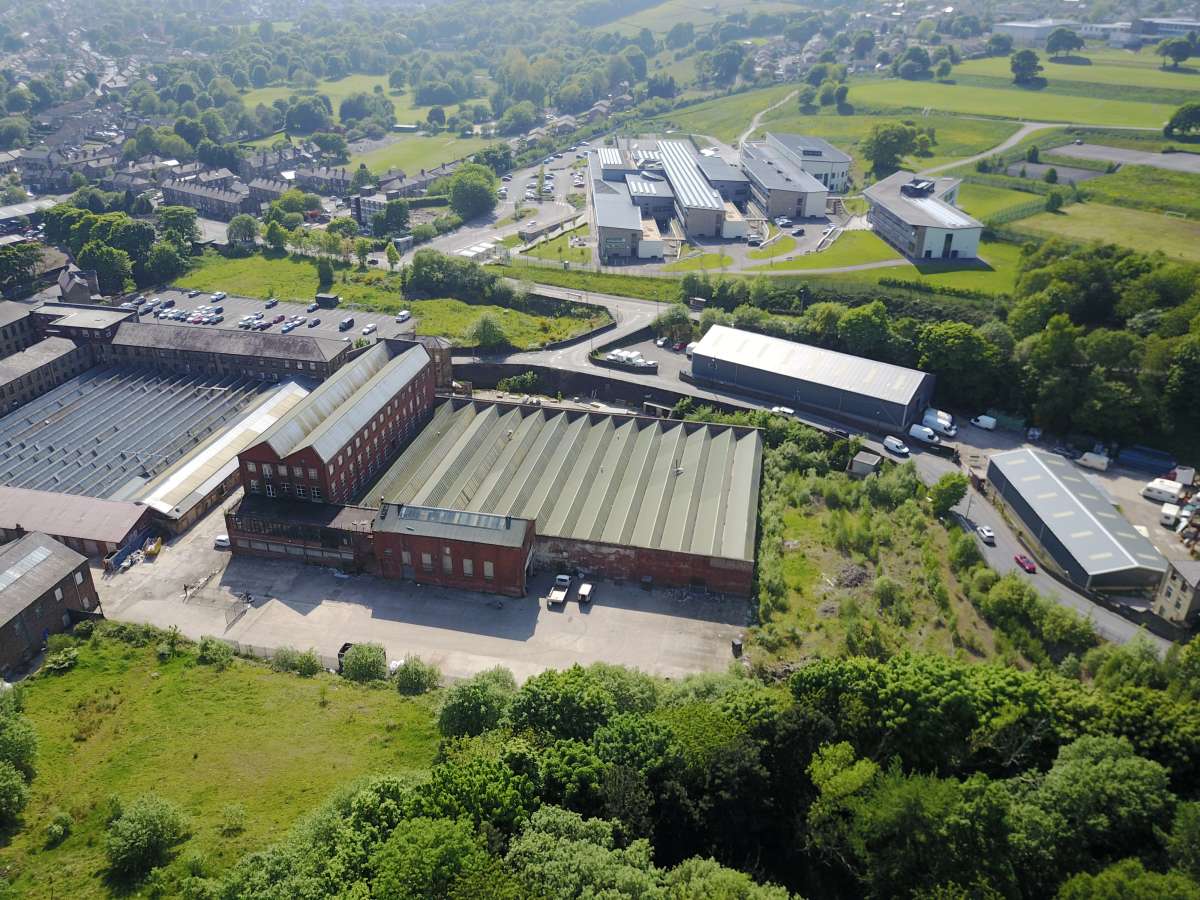 Industrial Unit To Let, Holmfield