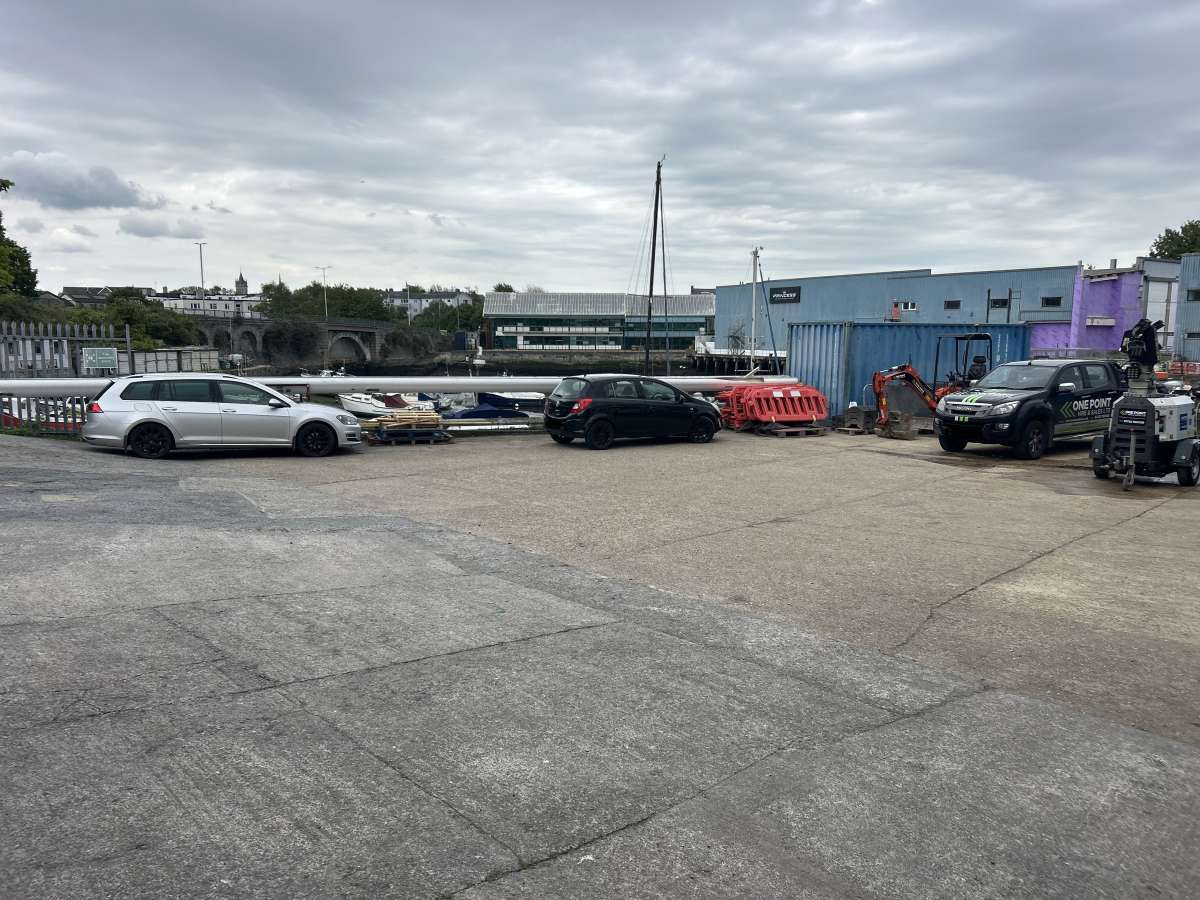 Industrial Unit in Plymouth - photo 2