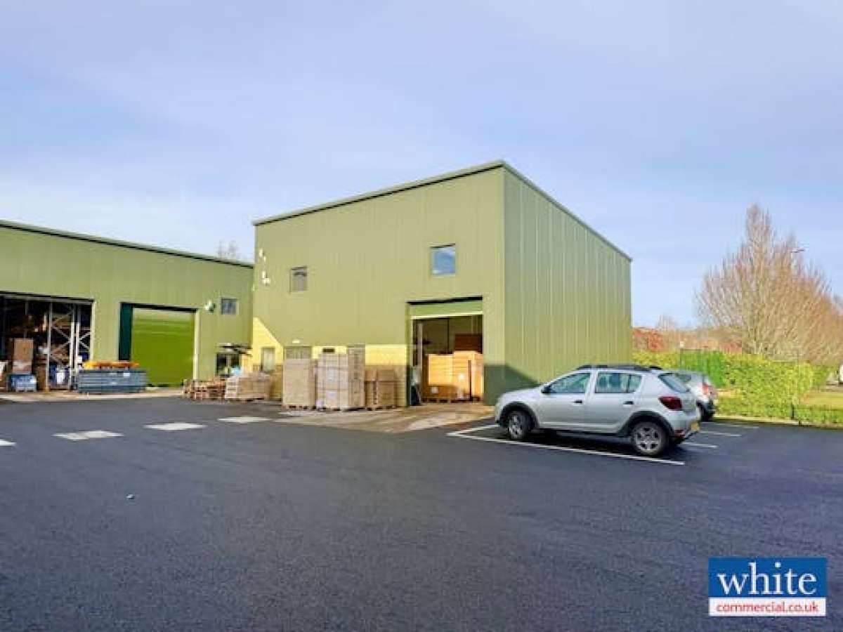 Industrial Unit in Moreton-in-Marsh - photo 4