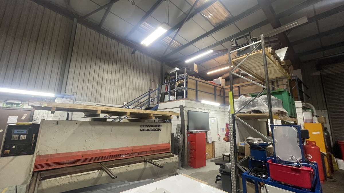 Industrial Unit in Warwick - photo 4