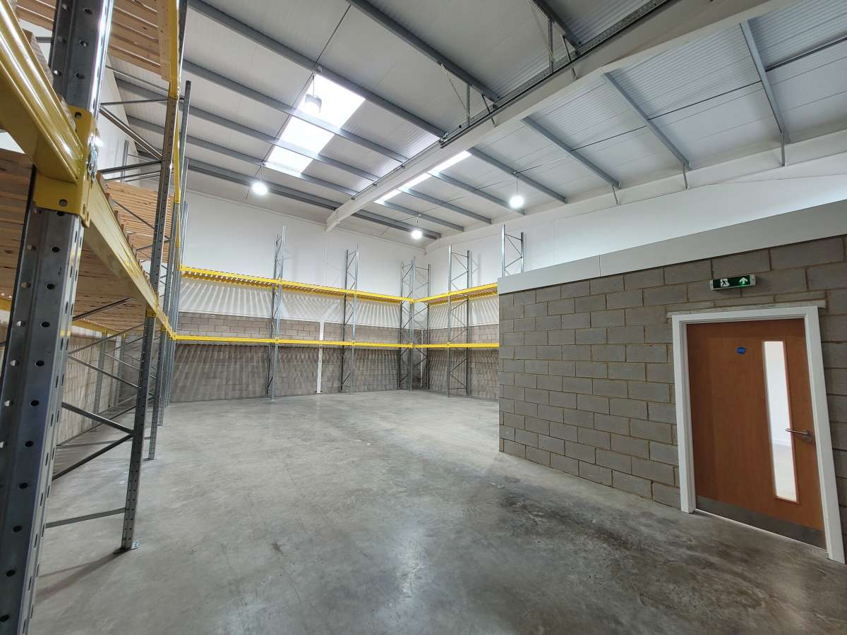 Industrial Unit in Biggleswade - photo 2
