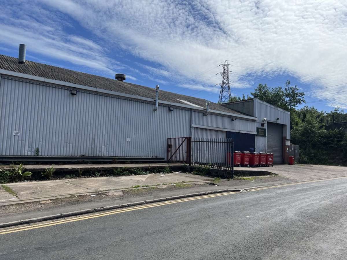 Industrial Unit in Wednesbury - photo 2