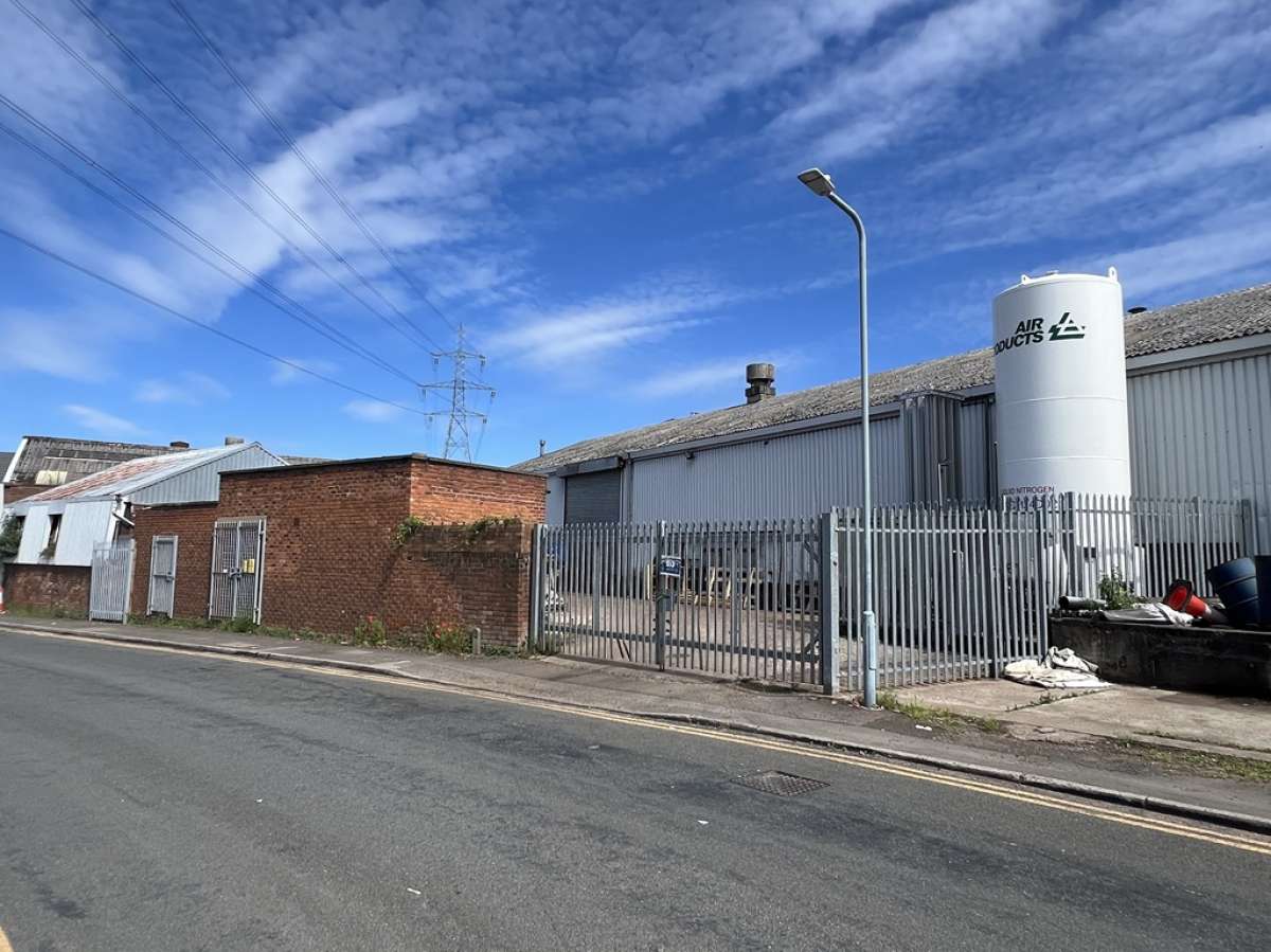 Industrial Unit in Wednesbury - photo 3
