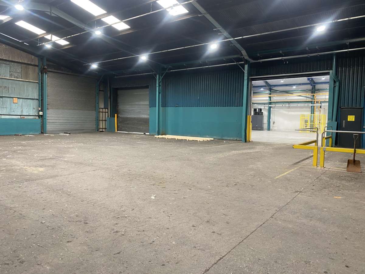 Industrial Unit in Halesowen - photo 3