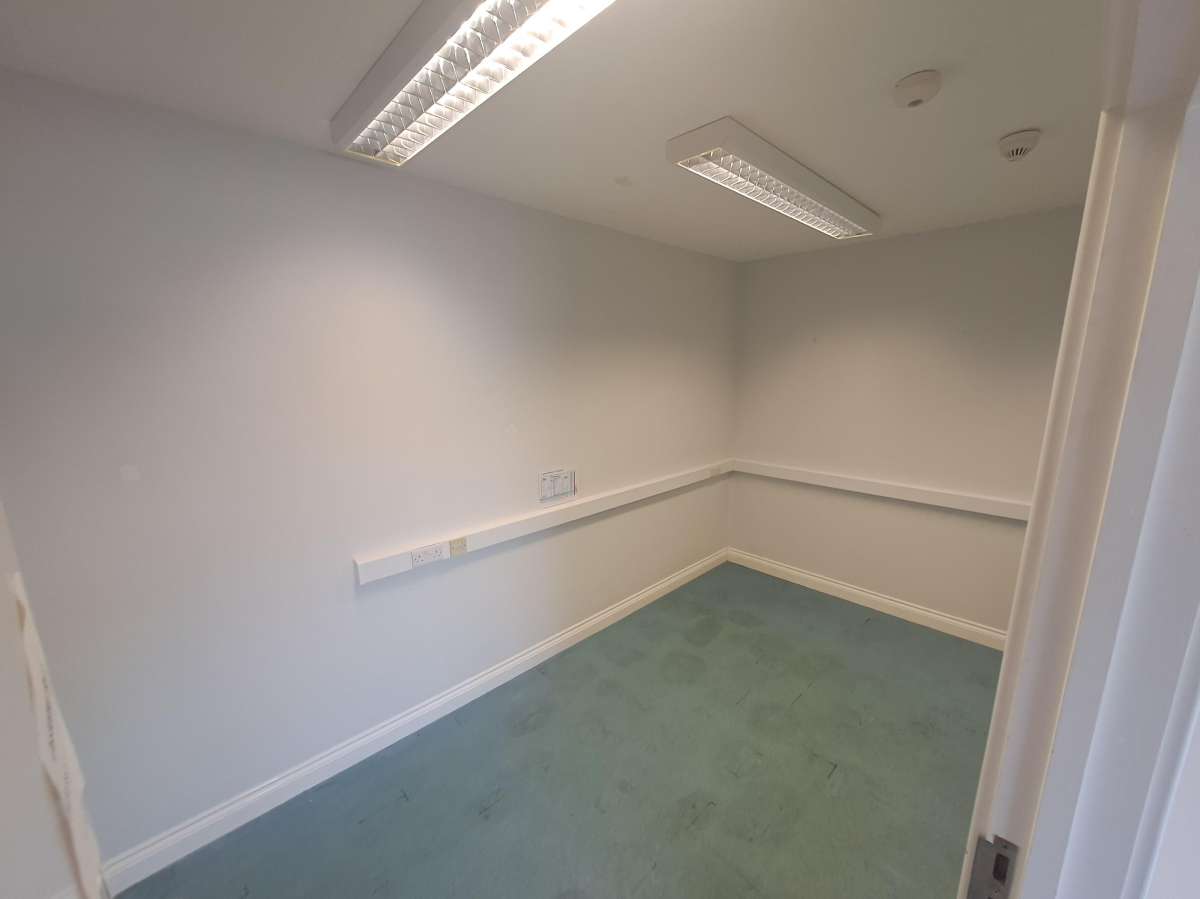 Industrial Unit in Bodmin - photo 4
