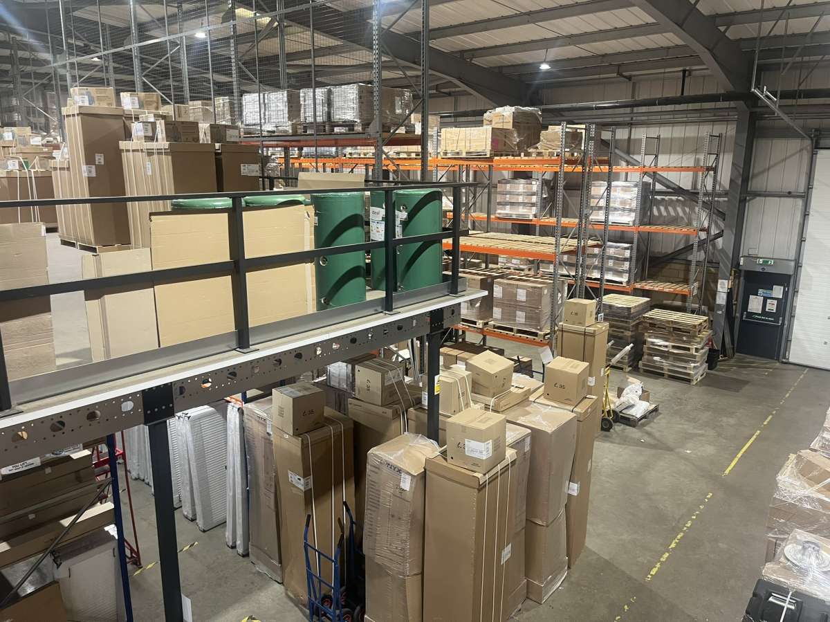 Industrial Unit in Portsmouth - photo 2
