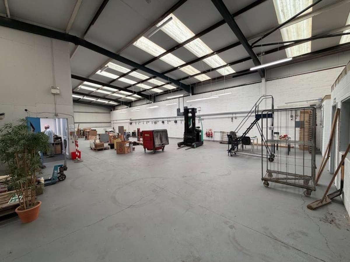 Industrial Unit in Four Marks, Alton - photo 3