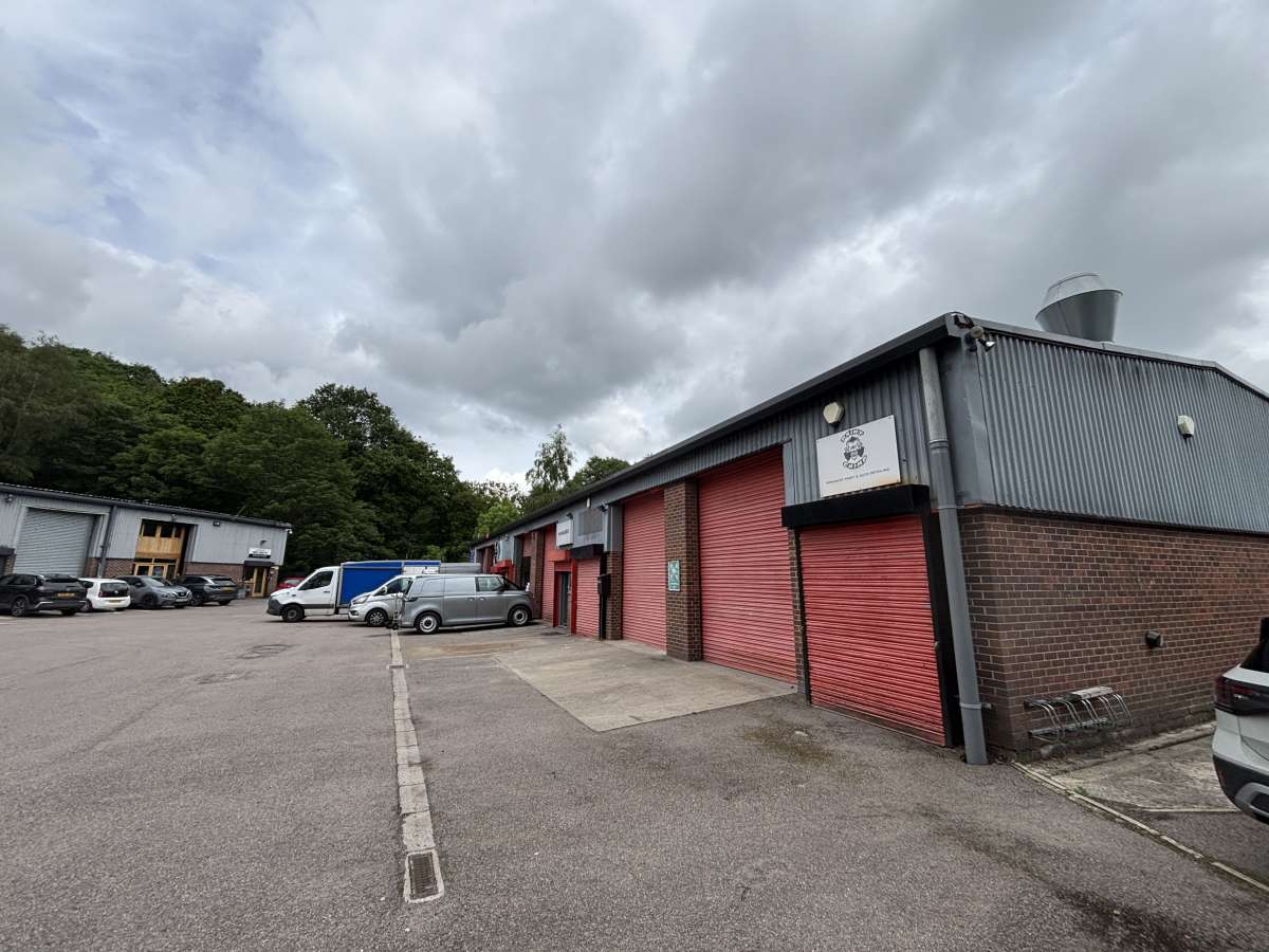 Industrial Unit in Brockholes - photo 4