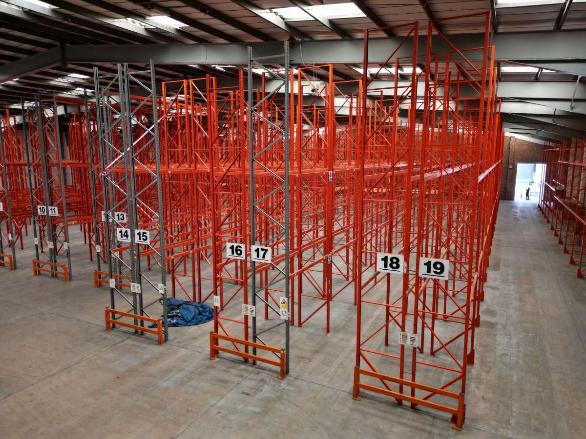 Industrial Unit in Harlow - photo 2