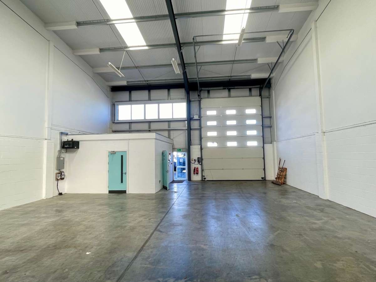 Industrial Unit in Great Yarmouth - photo 4